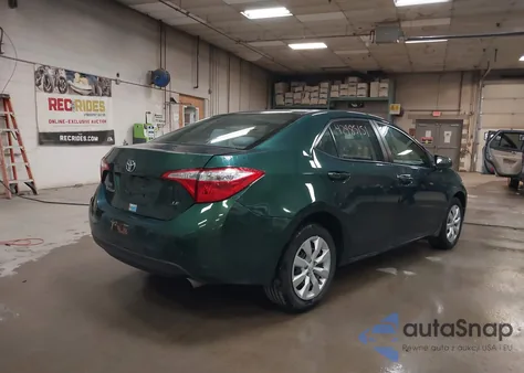 2016 Toyota Corolla Le z USA, uszkodzony, nr VIN 2T1BURHE4GC576398